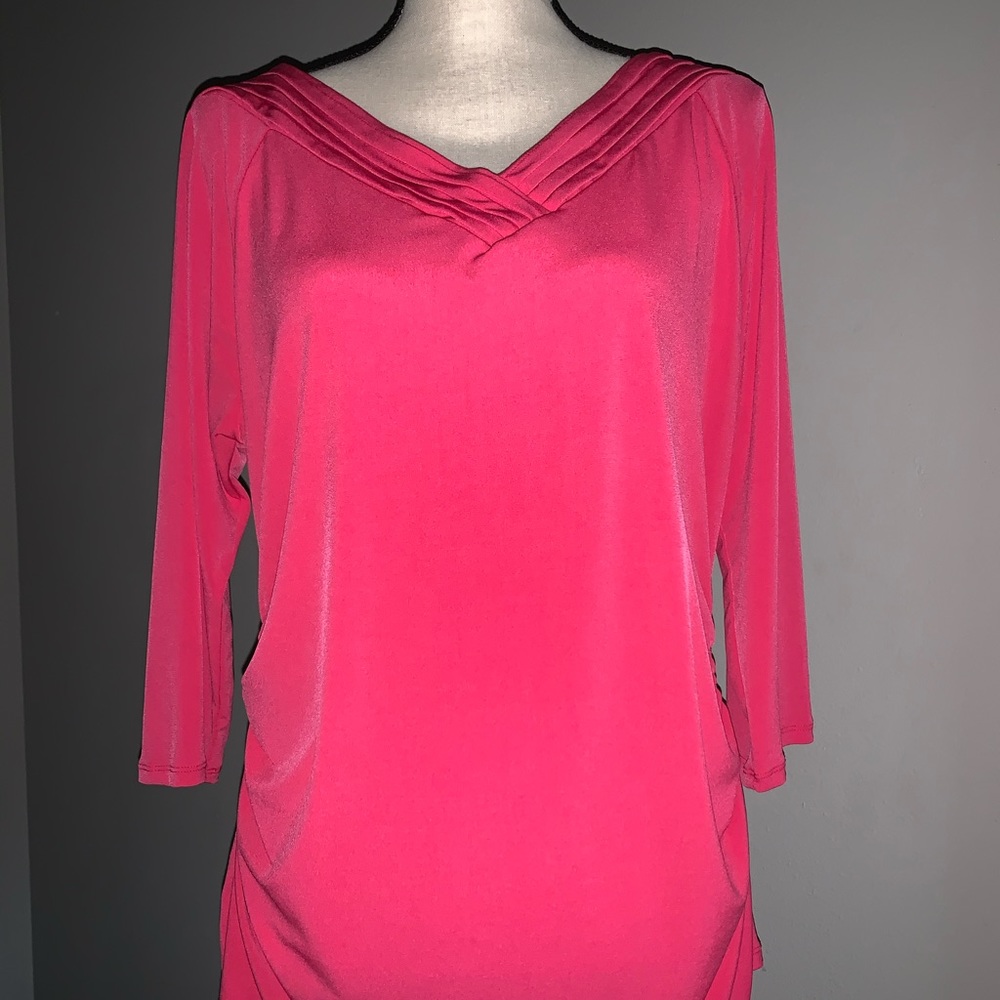 Vneck Hot pink silky feel top